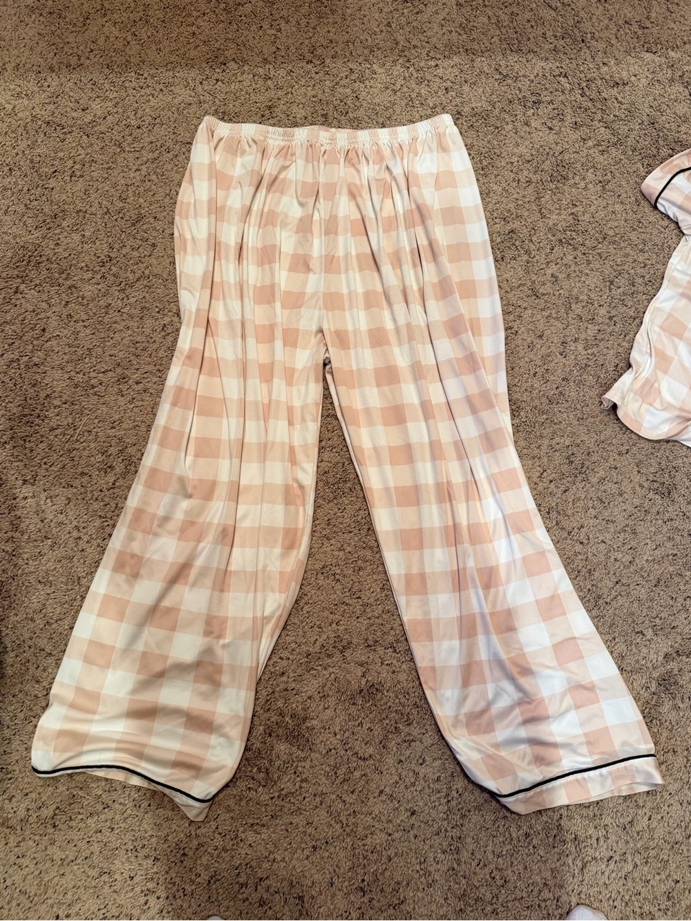 Pink and White Gingham women’s pajama Pants and top